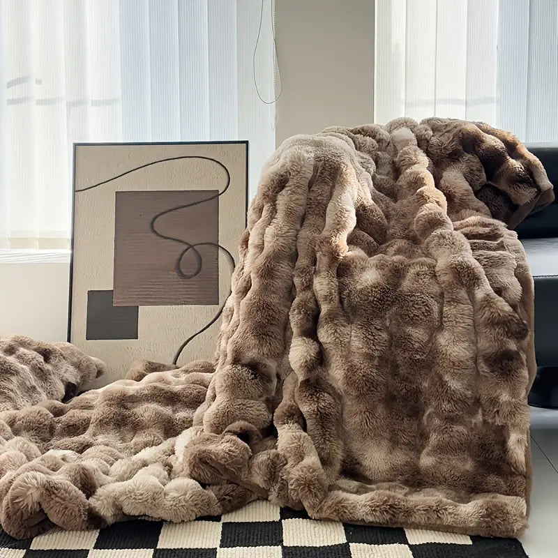 Lola Blankets™