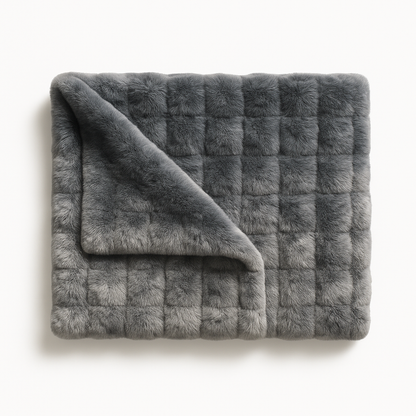 Lola Blankets™