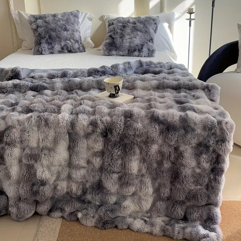 Lola Blankets™