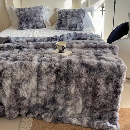 Lola Blankets™